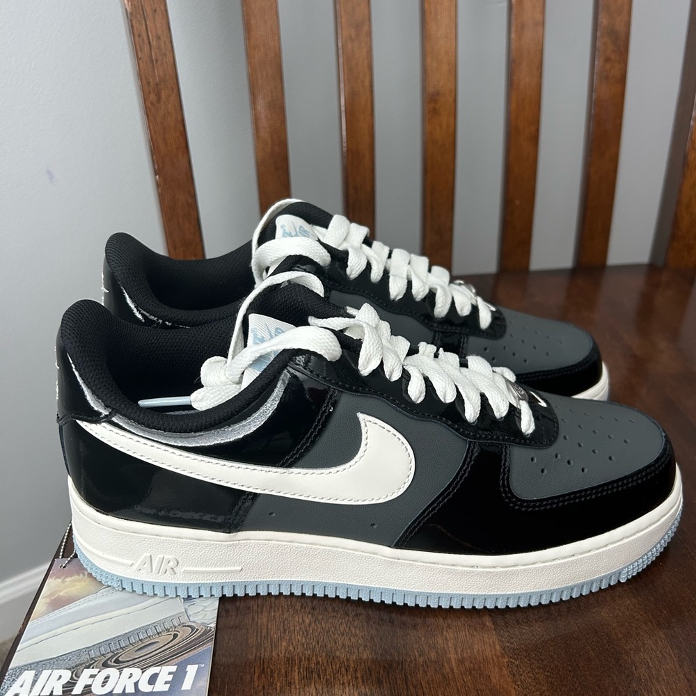 Nike Air Force 1 Low Black Iron Grey Patent Sneakers IB7676-001 Men's 8‎